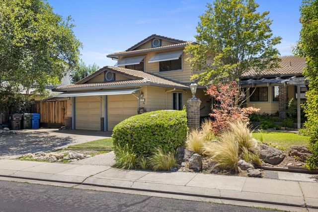 1131 Eagle Ln, Manteca, CA 95337