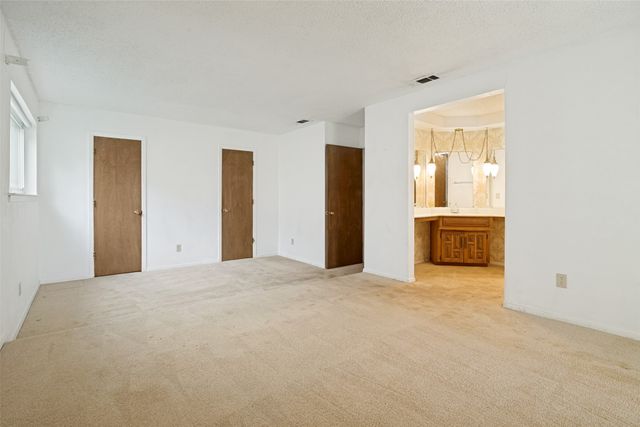 527 Dinalynn Street, Mesquite, TX 75149