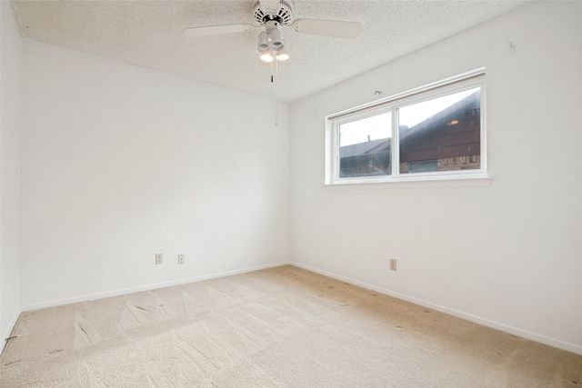 527 Dinalynn Street, Mesquite, TX 75149