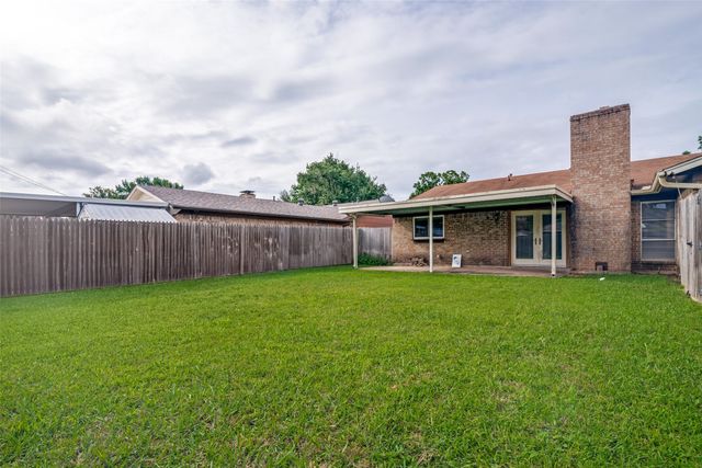527 Dinalynn Street, Mesquite, TX 75149