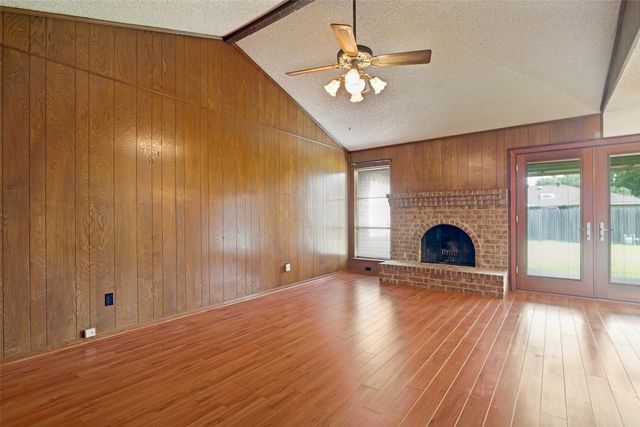 527 Dinalynn Street, Mesquite, TX 75149