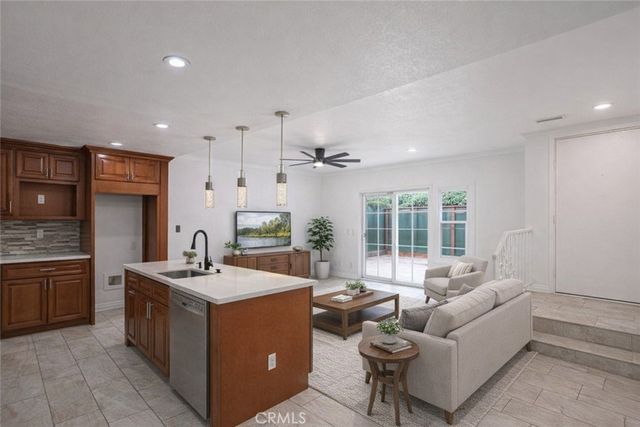 14133 Windjammer Lane, Westminster, CA 92683