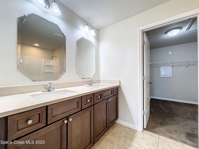 3737 Chambers Lane 5, Cocoa, FL 32926