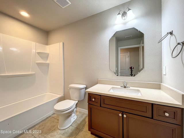 3737 Chambers Lane 5, Cocoa, FL 32926