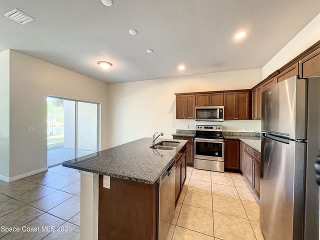 3737 Chambers Lane 5, Cocoa, FL 32926