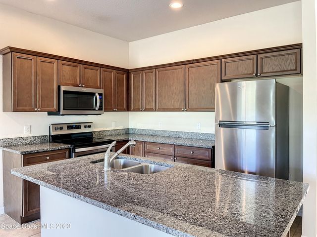 3737 Chambers Lane 5, Cocoa, FL 32926