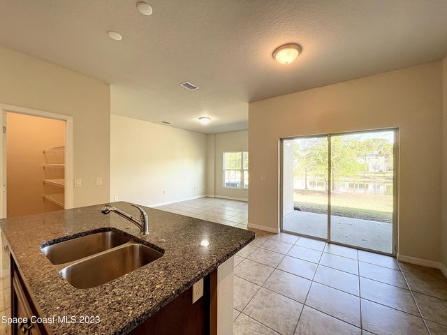 3737 Chambers Lane 5, Cocoa, FL 32926