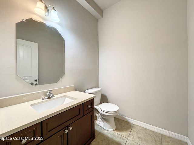 3737 Chambers Lane 5, Cocoa, FL 32926