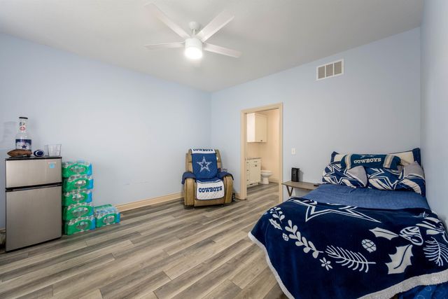 6733 E Central Park Ave, Bel Aire, KS 67226