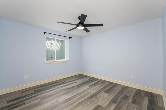 6733 E Central Park Ave, Bel Aire, KS 67226