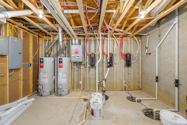 6733 E Central Park Ave, Bel Aire, KS 67226