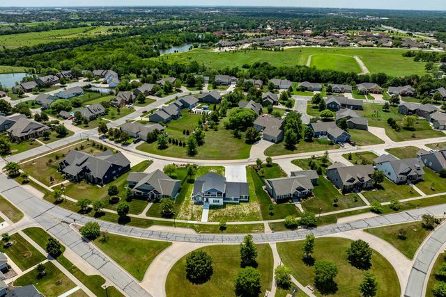 6733 E Central Park Ave, Bel Aire, KS 67226