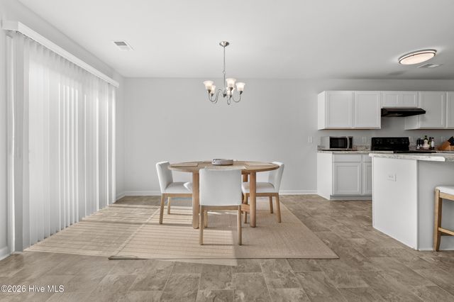 508 Lantern Light Way, Calabash, NC 28467