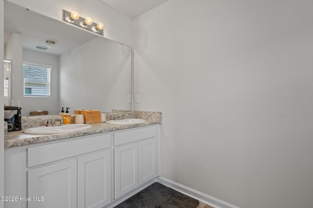 508 Lantern Light Way, Calabash, NC 28467