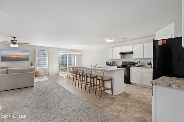 508 Lantern Light Way, Calabash, NC 28467