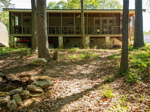 202 Forest Circle, Hartwell, GA 30643