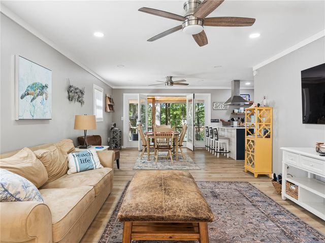 202 Forest Circle, Hartwell, GA 30643