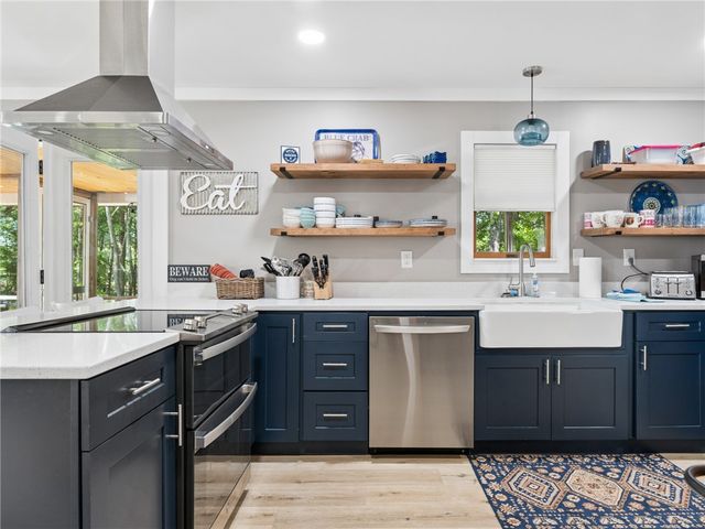 202 Forest Circle, Hartwell, GA 30643