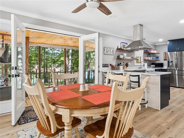 202 Forest Circle, Hartwell, GA 30643
