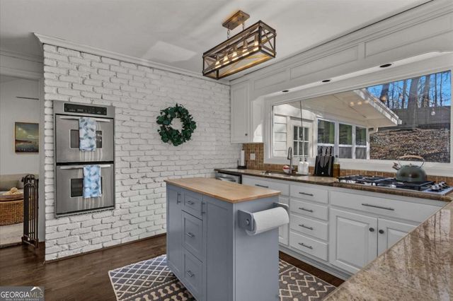 365 Earlston Drive, Atlanta, GA 30328