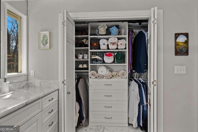 365 Earlston Drive, Atlanta, GA 30328