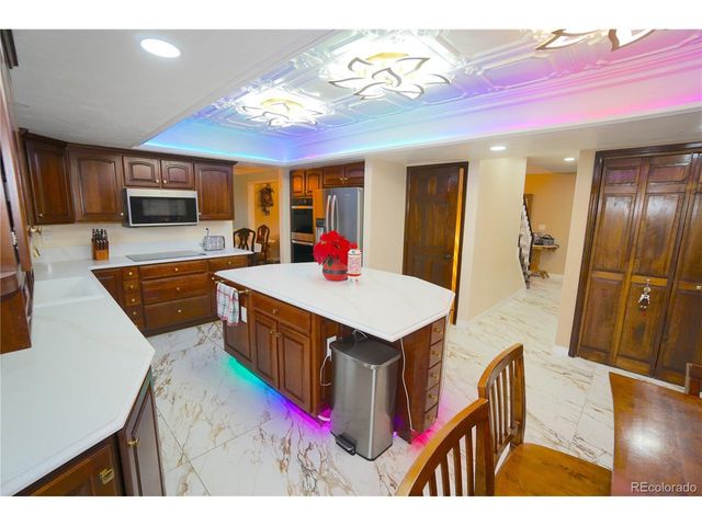 10669 W Quarto Dr, Littleton, CO 80127