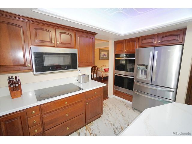 10669 W Quarto Dr, Littleton, CO 80127