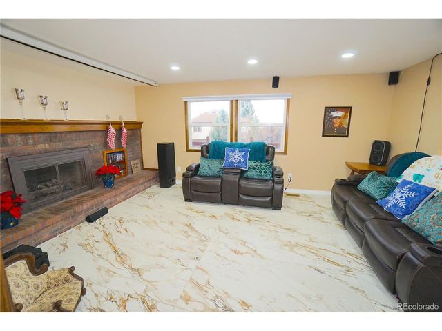 10669 W Quarto Dr, Littleton, CO 80127