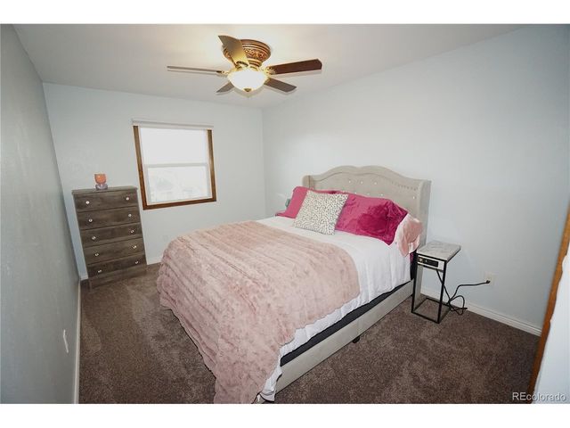 10669 W Quarto Dr, Littleton, CO 80127