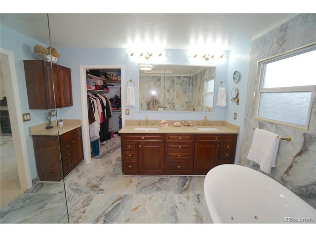 10669 W Quarto Dr, Littleton, CO 80127