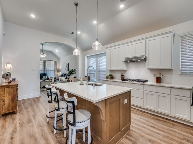 1808 Pelham Drive, Aubrey, TX 76227