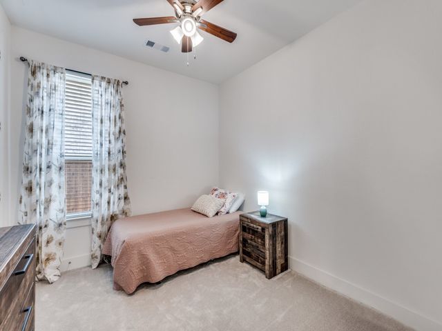 1808 Pelham Drive, Aubrey, TX 76227