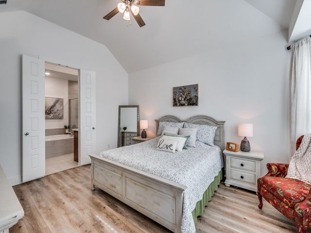 1808 Pelham Drive, Aubrey, TX 76227