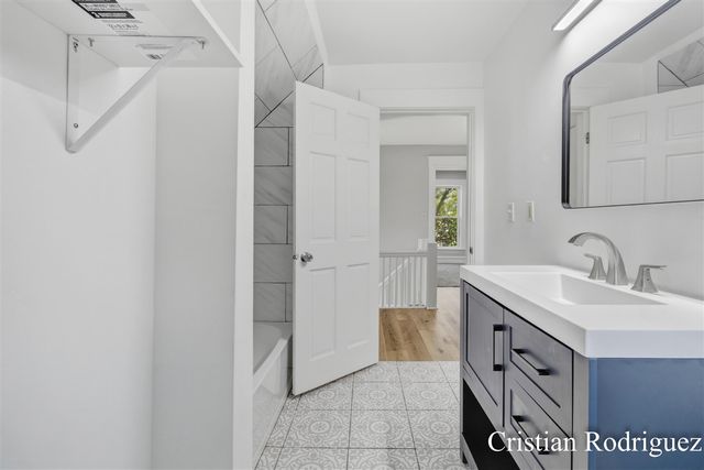 958 Dunham Street, Grand Rapids, MI 49506