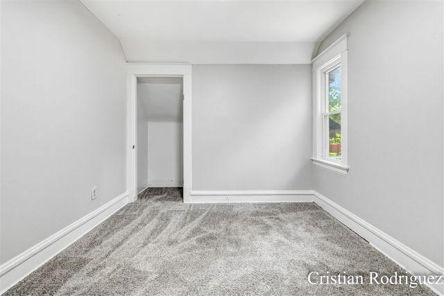 958 Dunham Street, Grand Rapids, MI 49506