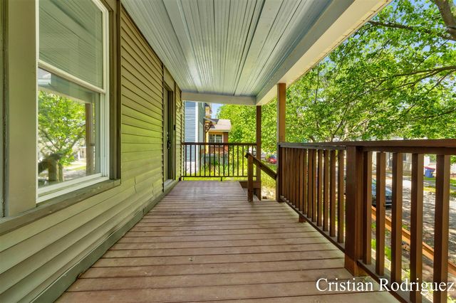 958 Dunham Street, Grand Rapids, MI 49506