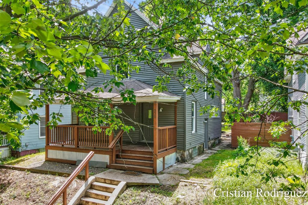 958 Dunham Street, Grand Rapids, MI 49506