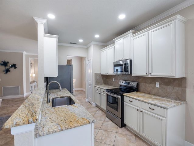 9123 SW 70TH LOOP, Ocala, FL 34481