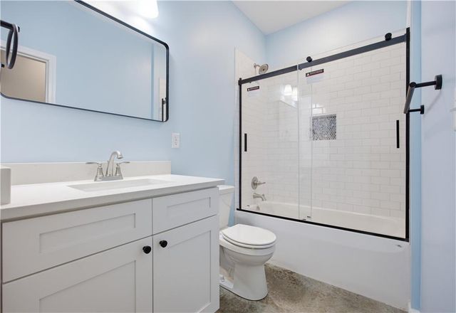 2944 N Highland Street, Avondale, MO 64117