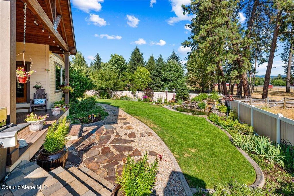 11042 N CATTLE DR, Hayden, ID 83835 photo 38