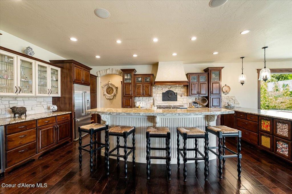 11042 N CATTLE DR, Hayden, ID 83835 photo 9