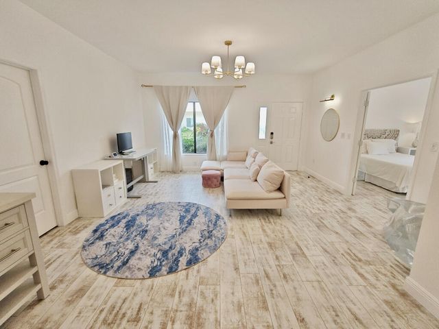 210 BELLA VISTA Court N 10, Jupiter, FL 33477