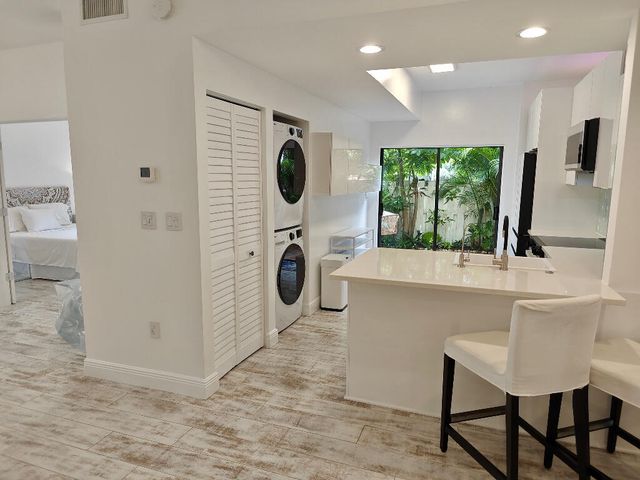 210 BELLA VISTA Court N 10, Jupiter, FL 33477