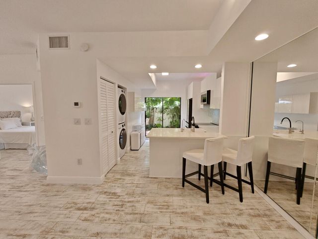 210 BELLA VISTA Court N 10, Jupiter, FL 33477