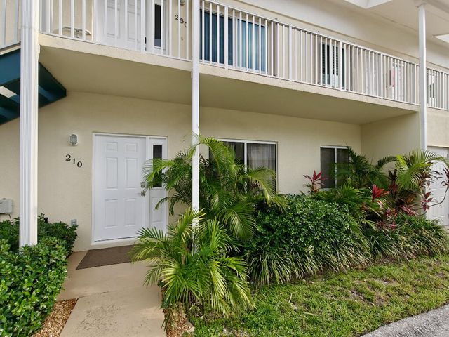 210 BELLA VISTA Court N 10, Jupiter, FL 33477