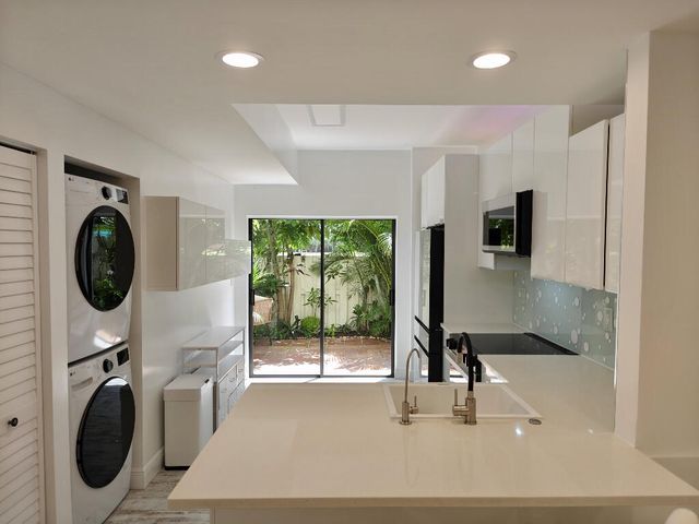 210 BELLA VISTA Court N 10, Jupiter, FL 33477
