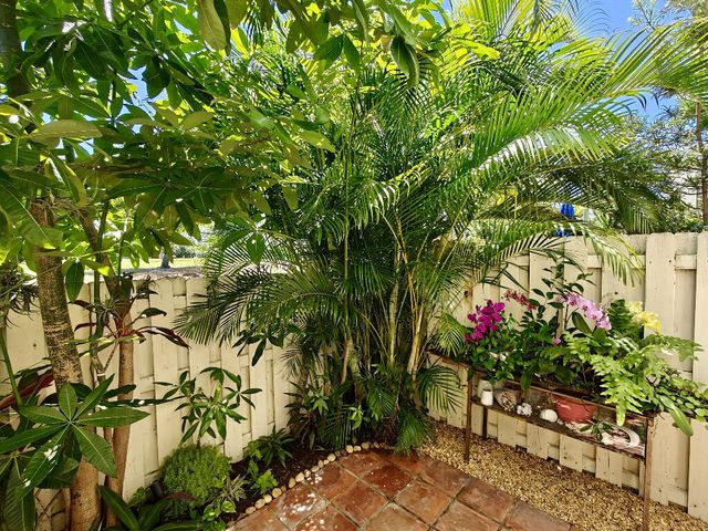 210 BELLA VISTA Court N 10, Jupiter, FL 33477
