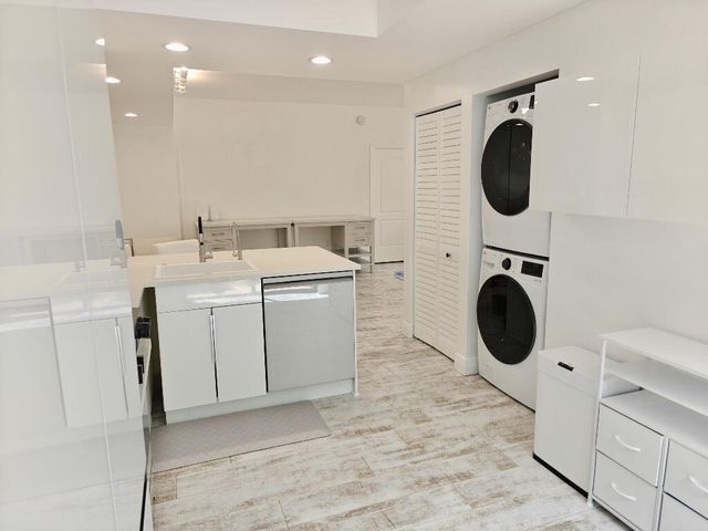 210 BELLA VISTA Court N 10, Jupiter, FL 33477
