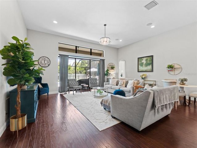 5116 LAKECASTLE DRIVE, Tampa, FL 33624