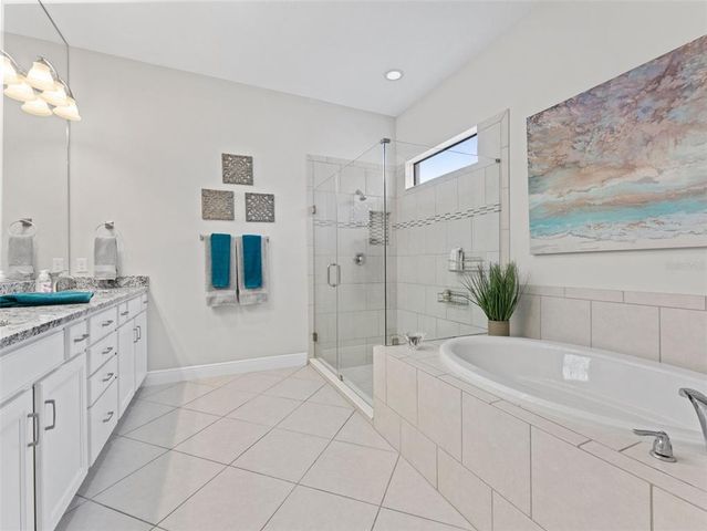 5116 LAKECASTLE DRIVE, Tampa, FL 33624